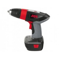 PARAFUSADEIRA 2211 Skil - Bateria 9,6v 2 Peças